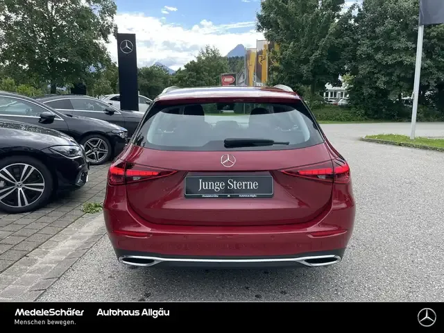 Mercedes-Benz C 180