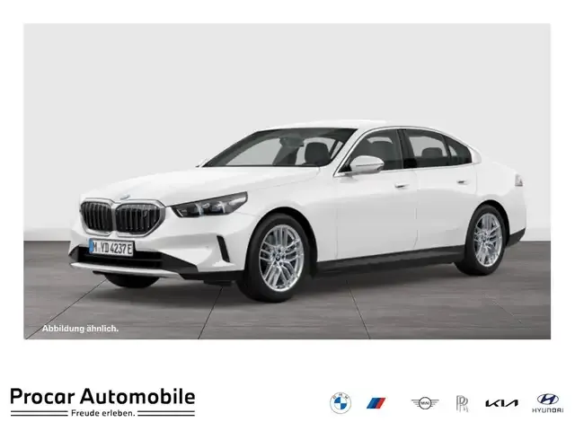 BMW i5
