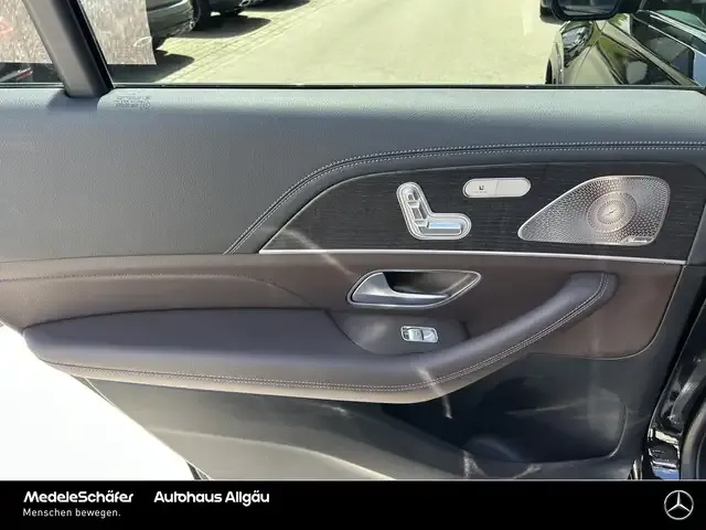 Mercedes-Benz GLS 400