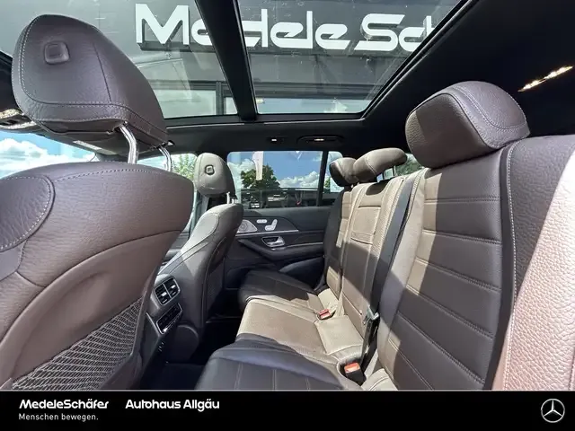 Mercedes-Benz GLS 400
