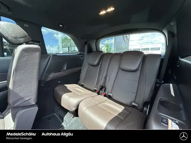 Mercedes-Benz GLS 400