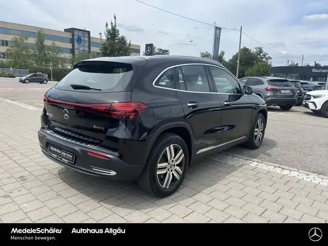 Mercedes-Benz EQA 300