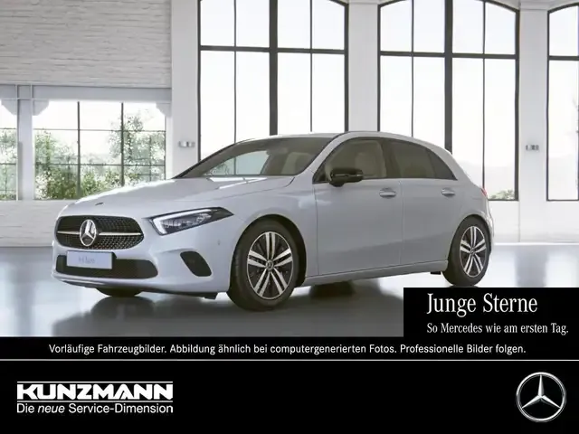 Mercedes-Benz A 220