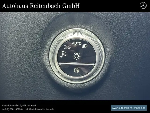 Mercedes-Benz CLE 200