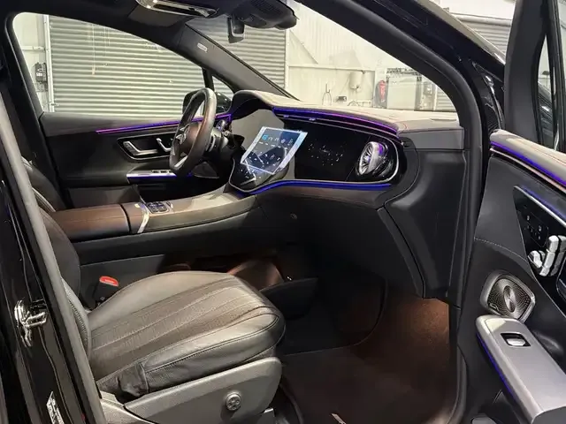 Mercedes-Benz EQE 500