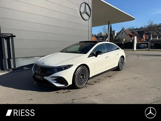 Mercedes-Benz EQS