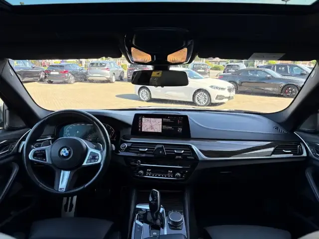 BMW 550