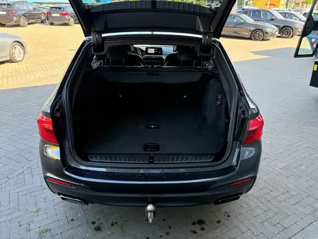 BMW 550