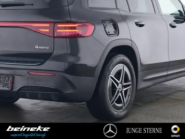 Mercedes-Benz EQB 300