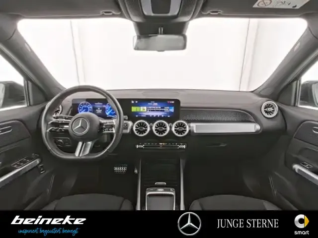 Mercedes-Benz EQB 300