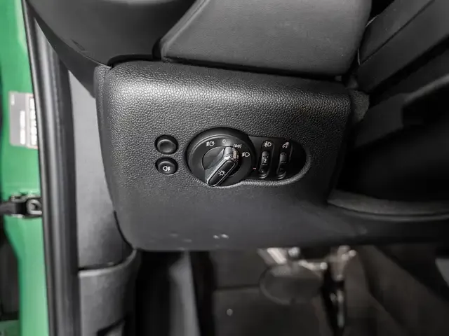 MINI Cooper C