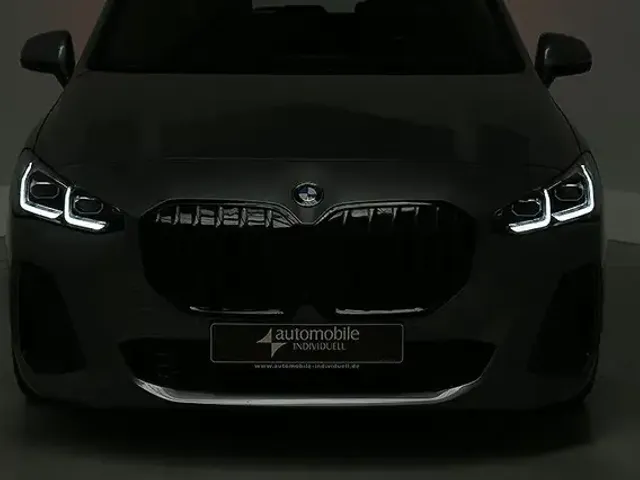 BMW 220