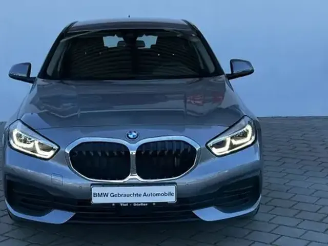 BMW 118