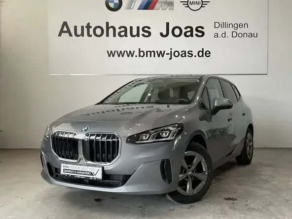 BMW 220
