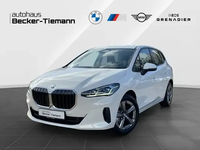 BMW 220