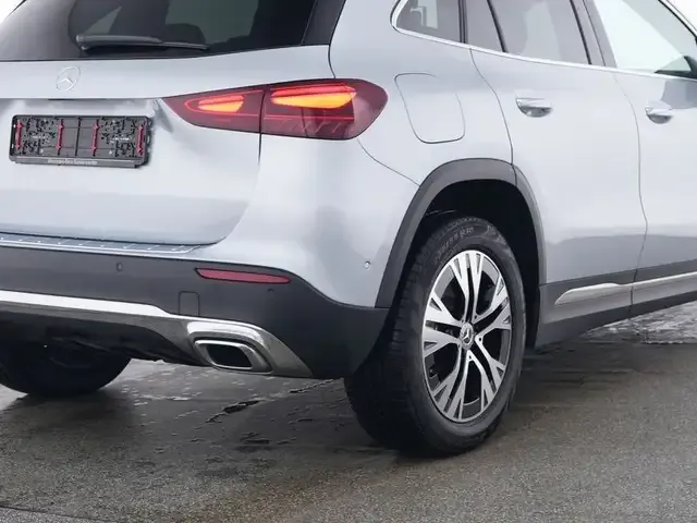 Mercedes-Benz GLA 250