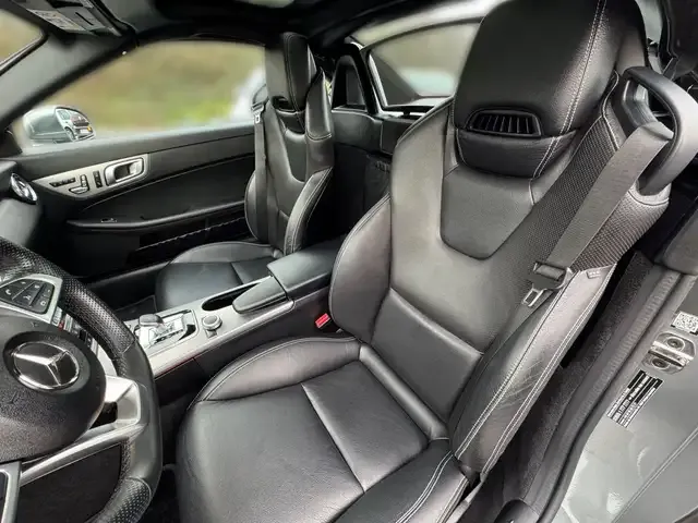 Mercedes-Benz SLC 300