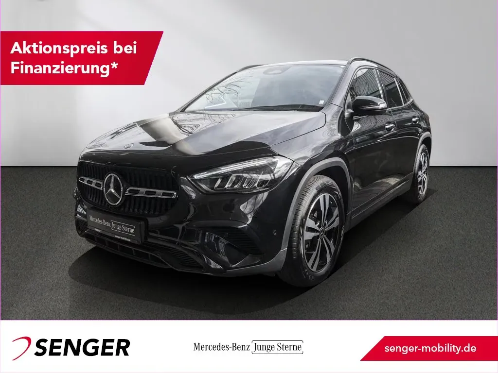 Mercedes-Benz GLA 220