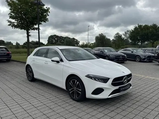 Mercedes-Benz A 180
