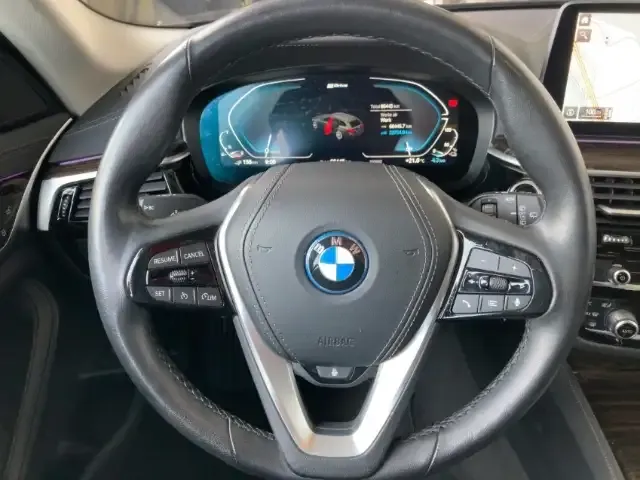 BMW 530