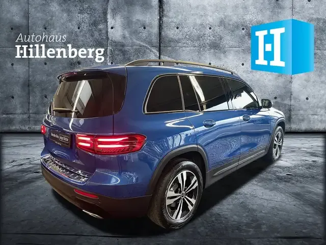 Mercedes-Benz GLB 200