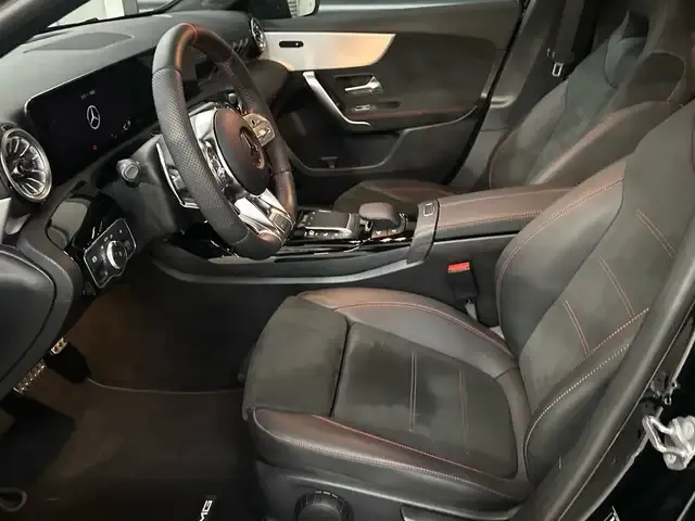 Mercedes-Benz A 35 AMG