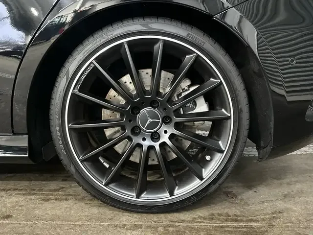 Mercedes-Benz A 35 AMG