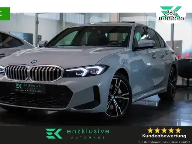 BMW 330