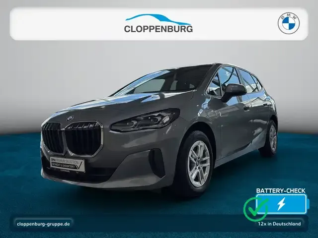 BMW 225