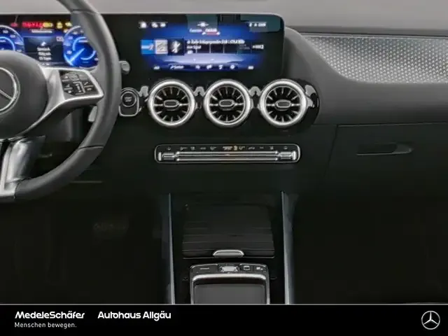 Mercedes-Benz EQA 300