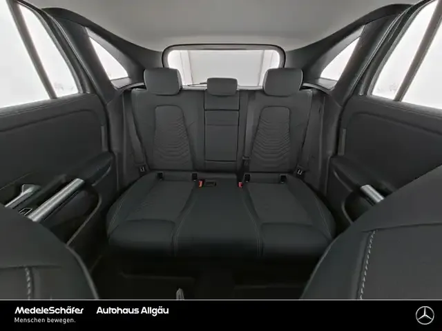 Mercedes-Benz EQA 300