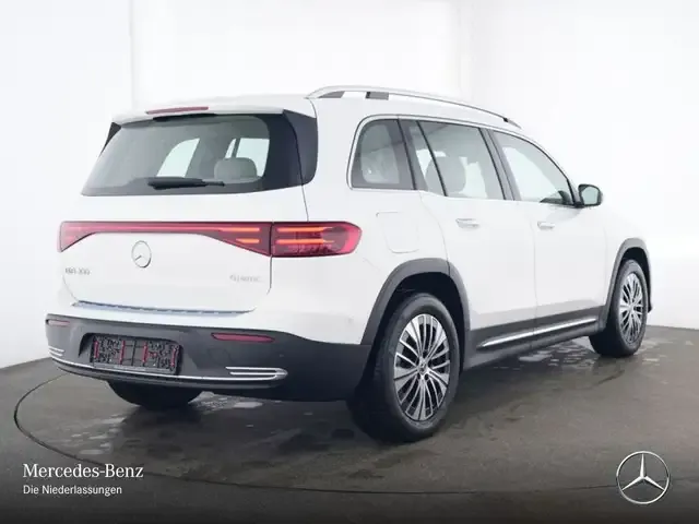 Mercedes-Benz EQB 300