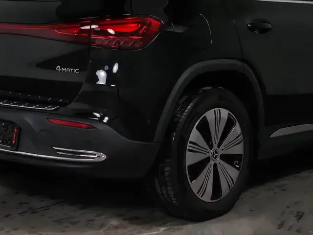 Mercedes-Benz EQA 300