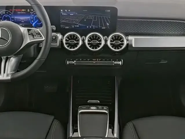 Mercedes-Benz EQB 250