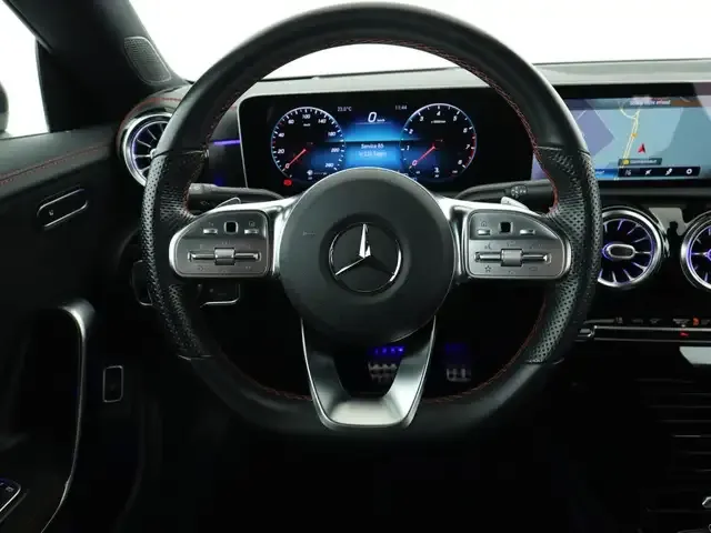 Mercedes-Benz CLA 180