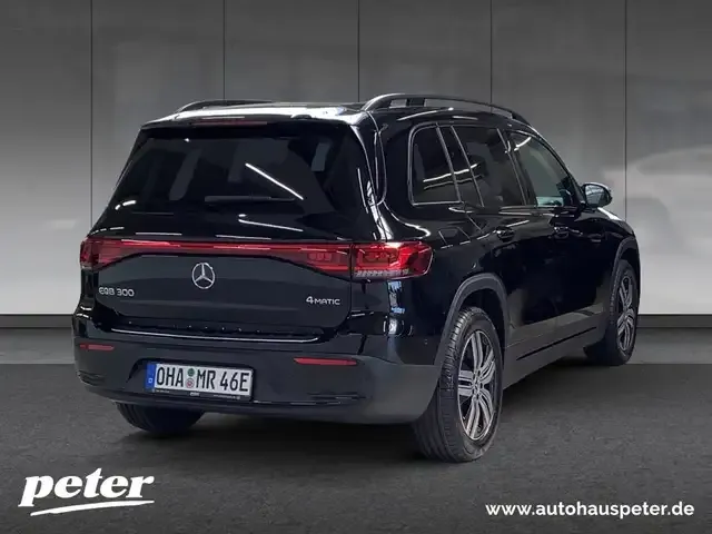 Mercedes-Benz EQB 300