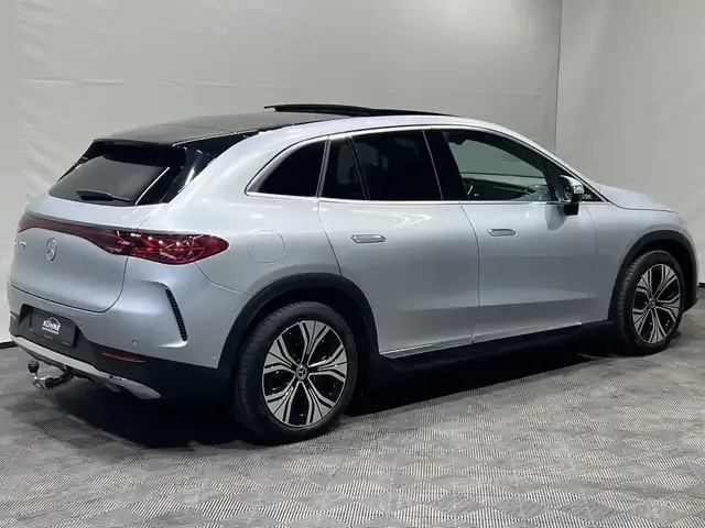 Mercedes-Benz EQE SUV