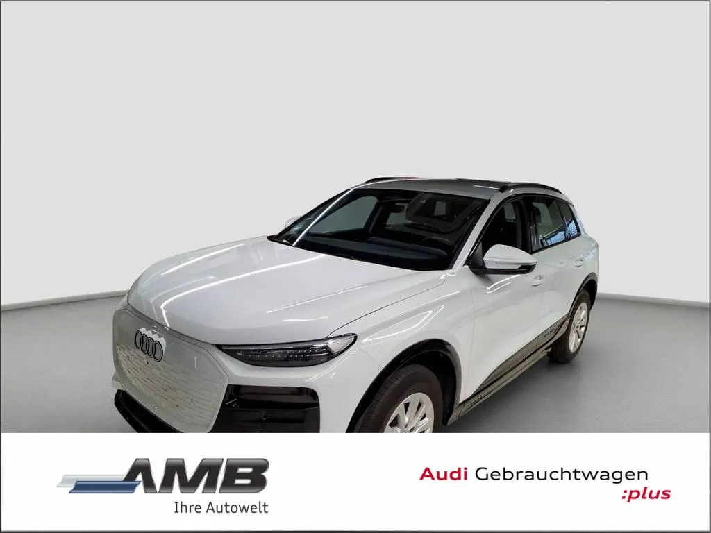 Audi Q6