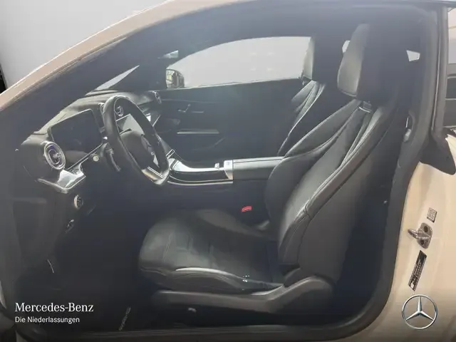 Mercedes-Benz CLE 300