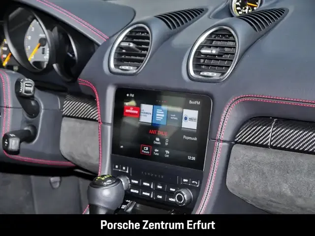 Porsche 718 Spyder