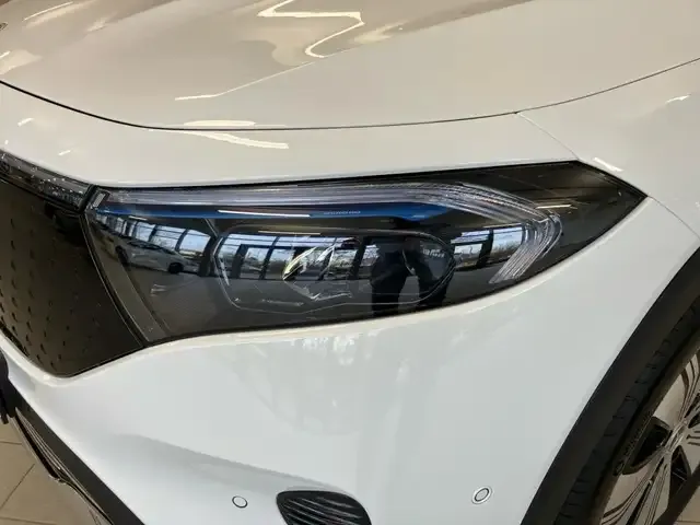 Mercedes-Benz EQB 300