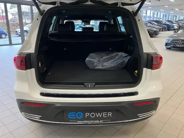 Mercedes-Benz EQB 300