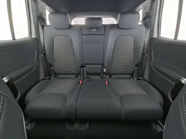 Mercedes-Benz EQB 300