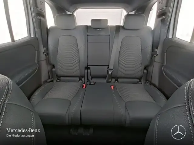 Mercedes-Benz EQB 250