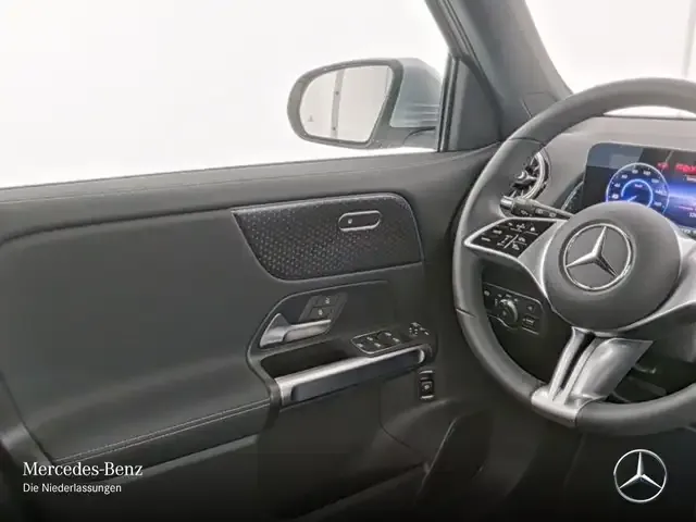 Mercedes-Benz EQB 250