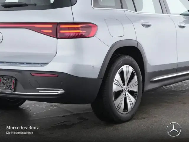 Mercedes-Benz EQB 250