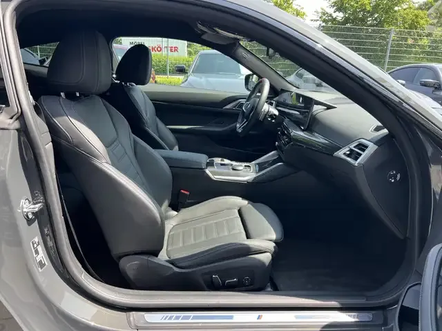 BMW 440
