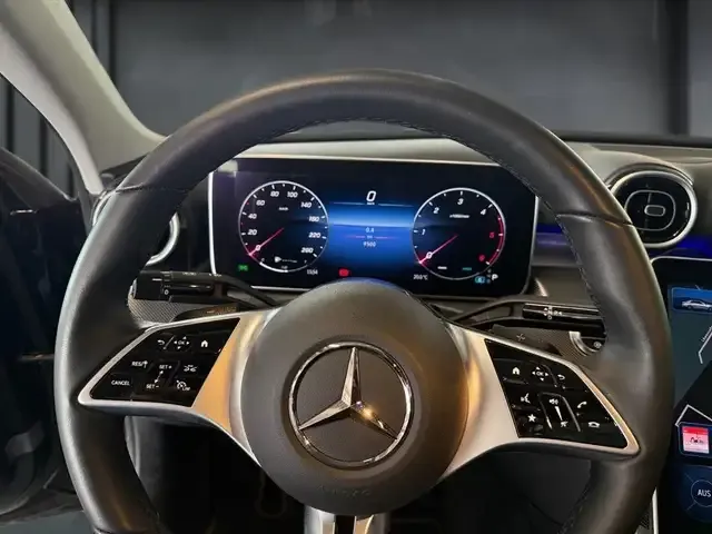 Mercedes-Benz C 220