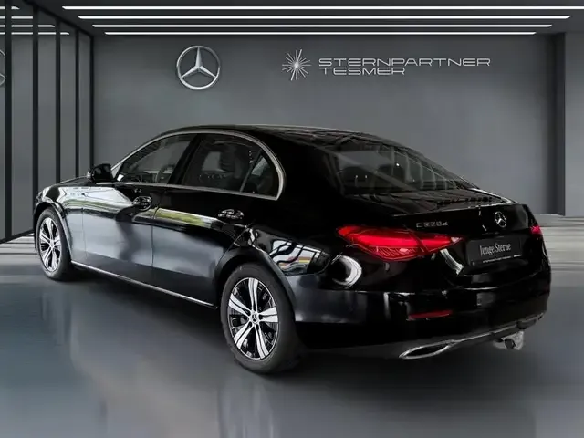 Mercedes-Benz C 220