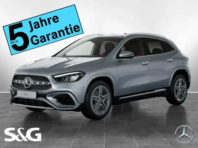 Mercedes-Benz GLA 200